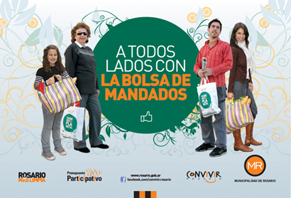 A todos lados con la bolsa de mandados